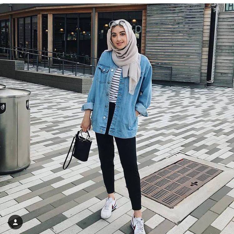 7 Ide OOTD Hijab untuk Anak Muda, Simpel Gak Perlu Ribet Pilih Baju   
