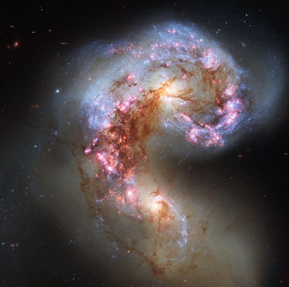 9 Peristiwa Tabrakan Antar Galaksi yang Berhasil Diabadikan Hubble 