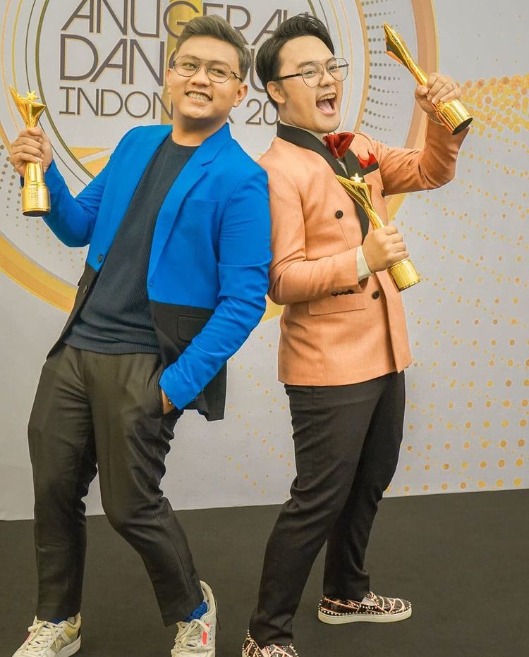 Borong 3 Piala, 10 Potret Denny Caknan di Anugerah Dangdut Indonesia