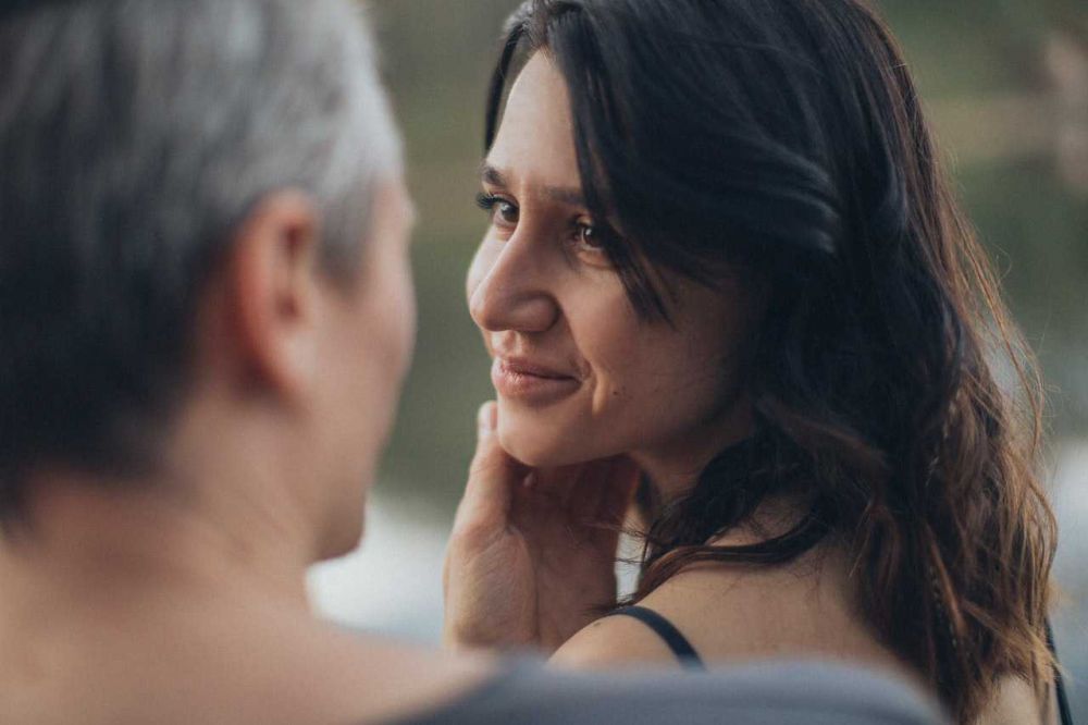 5 Cara Memahami Pasangan Lebih Dalam, Cinta Semakin Bertumbuh!