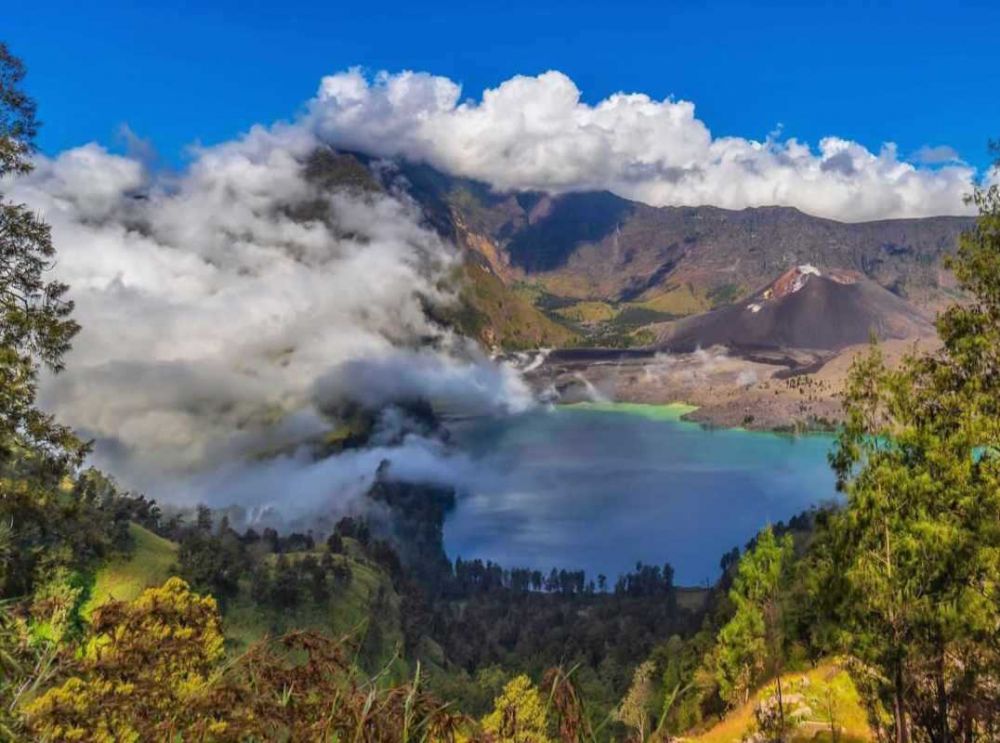 9 Destinasi Wisata di Lombok, Indahnya Bagaikan Surga Dunia