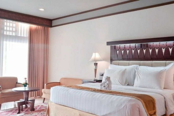 5 Hotel Dekat Alun-alun Bandung, Kulineran Jadi Mudah!