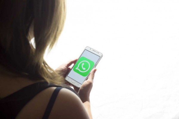 5 Kalimat Pembuka Chat yang Menyebalkan, Jangan Ulangi!