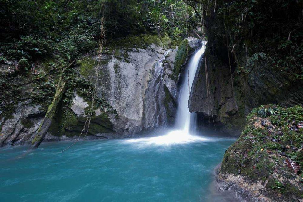 Rekomendasi Wisata Alam Memesona di Pulau Buru Maluku