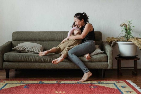 6 Alasan Pekerjaan Ibu Rumah Tangga Gak Boleh Diremehkan