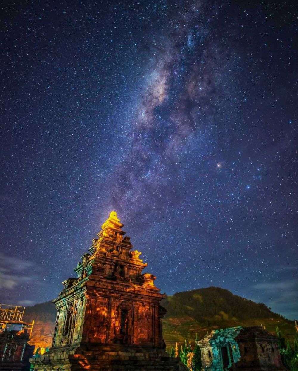 Tak Perlu Ke Luar Negeri, 6 Spot Milky Way Di Indonesia