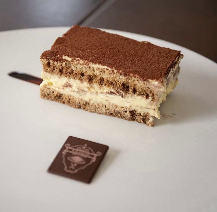 Пирожное today cloud Cake with Tiramisu