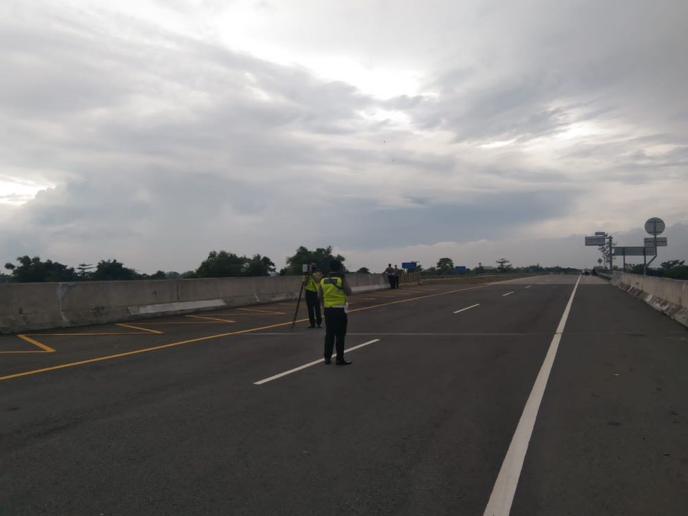 Cerita Penolong Anak Vanessa Angel saat Kecelakaan di Tol Jombang