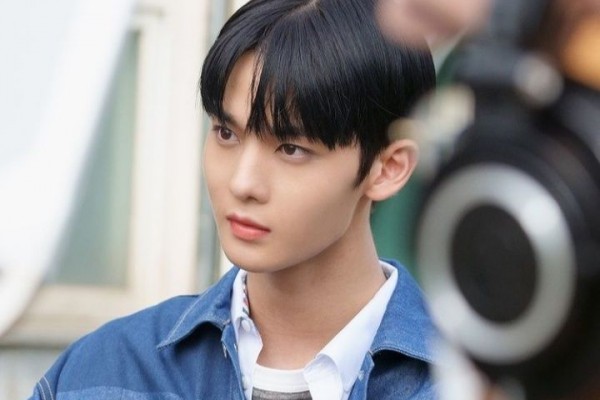 9 Fakta Peran Jinyoung CIX, Siap Debut di Drama Baru User Not Found