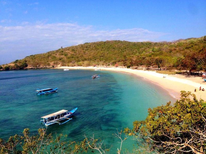 10 Rekomendasi Pantai  di Lombok untuk Libur Lebaran Bersama Keluarga