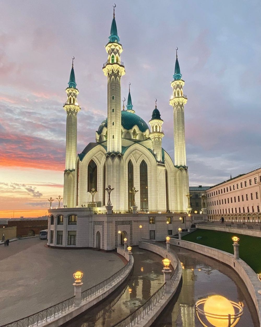 Jadi Situs Warisan Dunia, Ini 9 Potret Masjid Qolsharif di Rusia