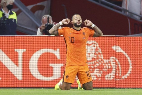 Belanda Masih Simpan Memphis Depay saat Lawan Qatar