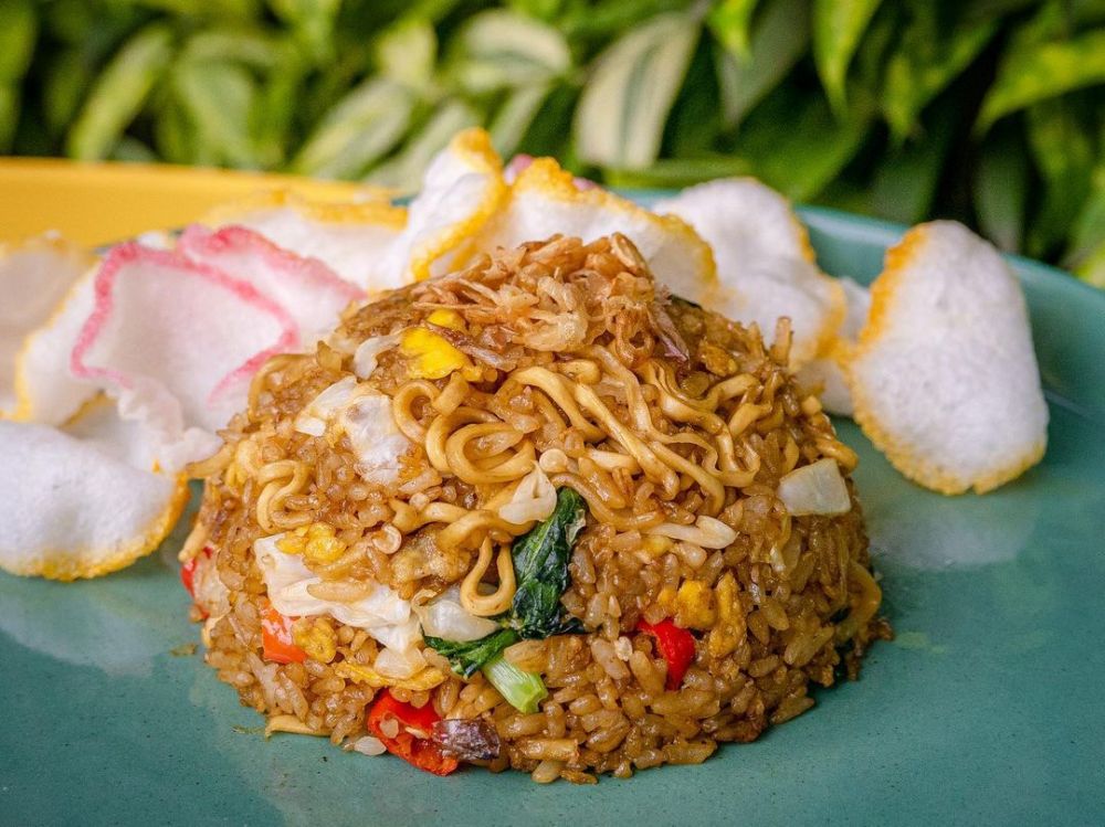 7 Menu Nasi Goreng Lezat dan Anti Ribet, Pas Banget buat Makan Malam!