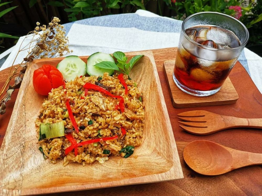 7 Menu Nasi Goreng Lezat dan Anti Ribet, Pas Banget buat Makan Malam!