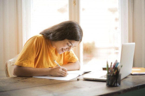 5 Tips Agar Tetap 'Happy Kiyowo' ketika Menjadi Mahasiswa!
