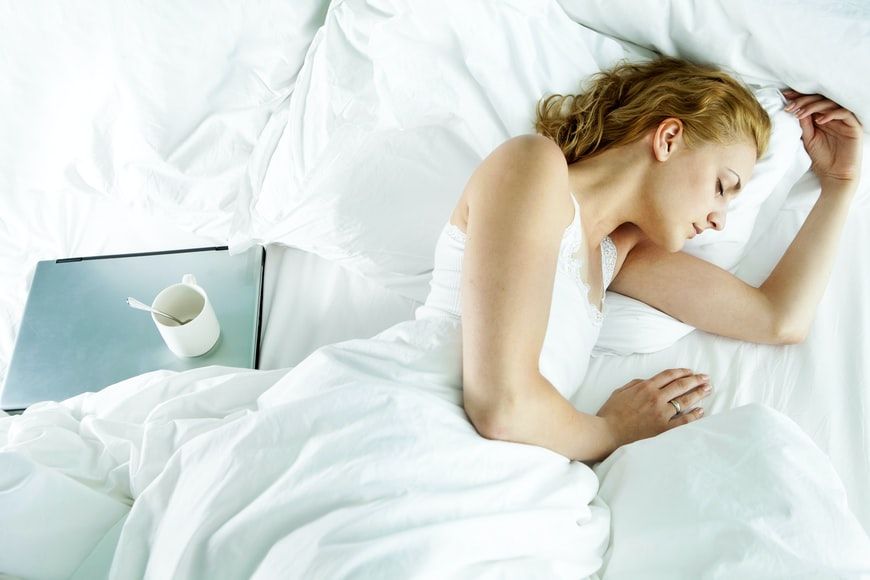 Wanita Wajib Tahu! Inilah Manfaat Melepas Bra Saat Tidur Bagi Kesehatan -  Poinfomedia