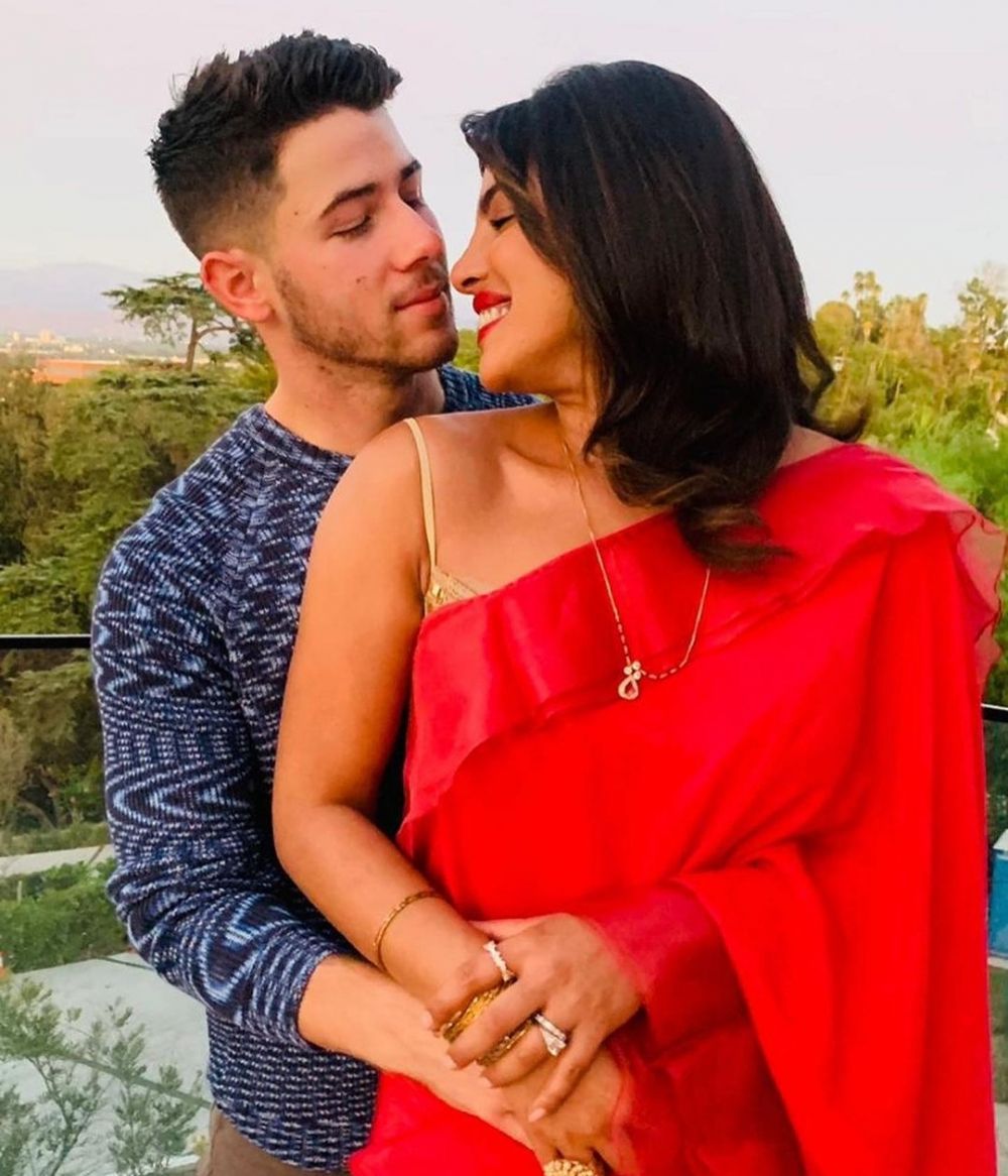 10 Potret Bucin Priyanka Chopra Dan Nick Jonas