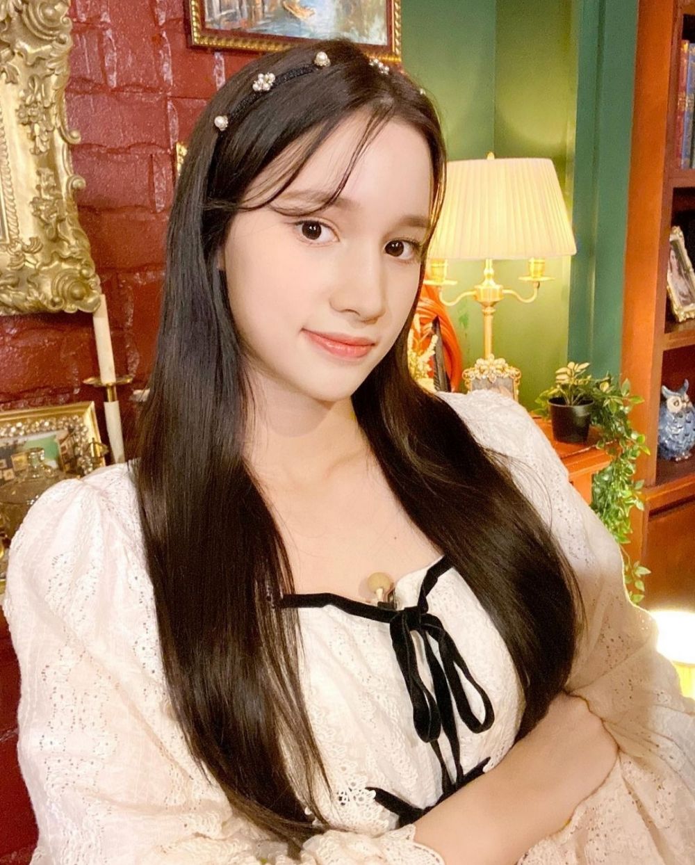 9 Idol KPop Lahir dari Ayah dan Ibu yang Miliki Ras Berbeda