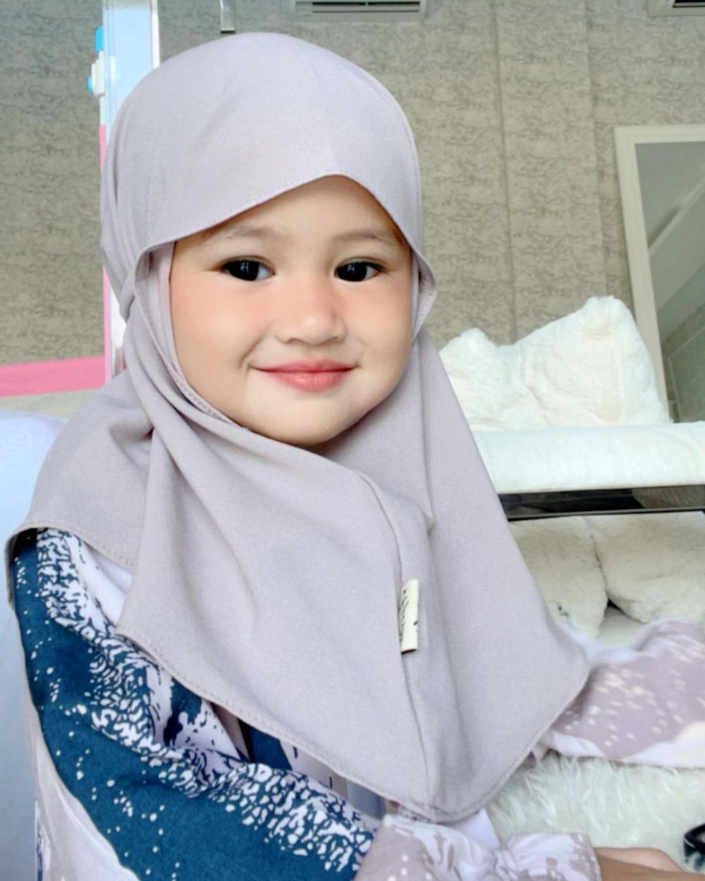 Gemas! 9 Potret Anak Balita Artis Saat Pakai Jilbab