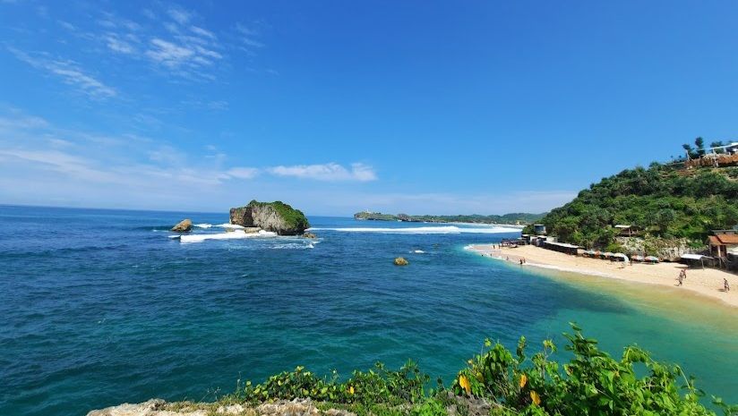 5 Wisata Hidden Beach Gunungkidul, Berasa Pantai Pribadi