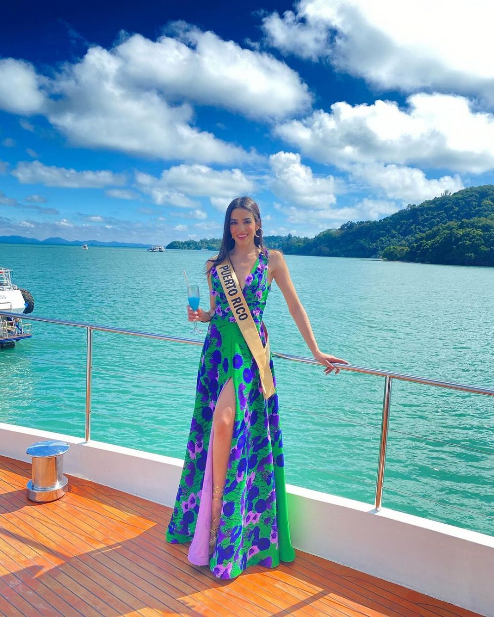 9 Pesona Vivianie Diaz, Runner Up Ketiga Miss Grand International 2021