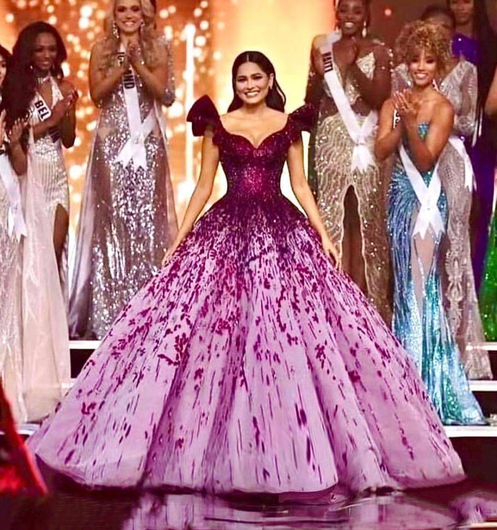 9 Potret Terkini Andrea Meza Miss Universe 2020