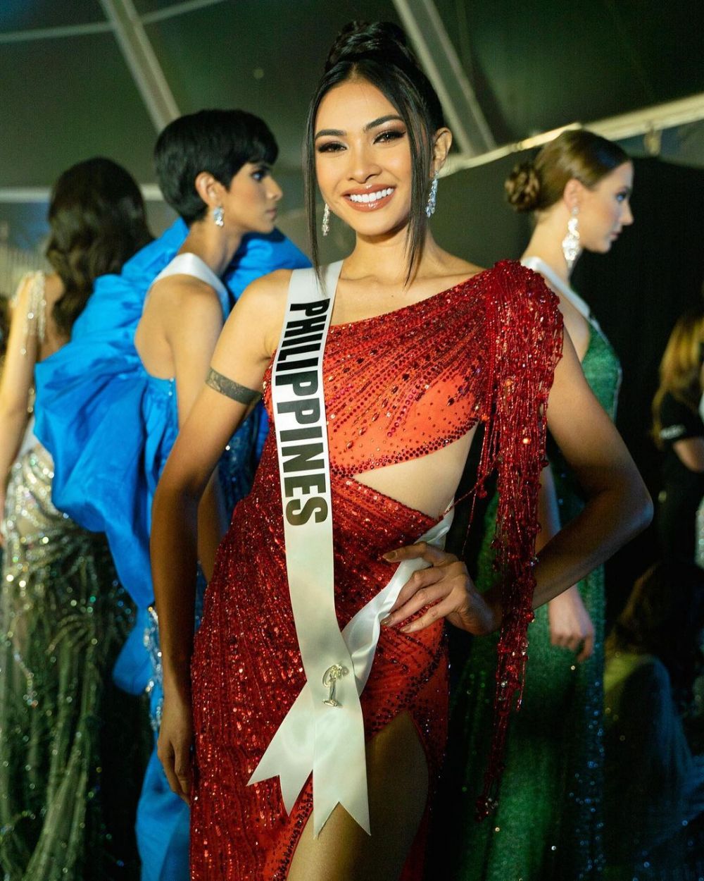 Potret Miss Universe Filipina Beatrice Gomez