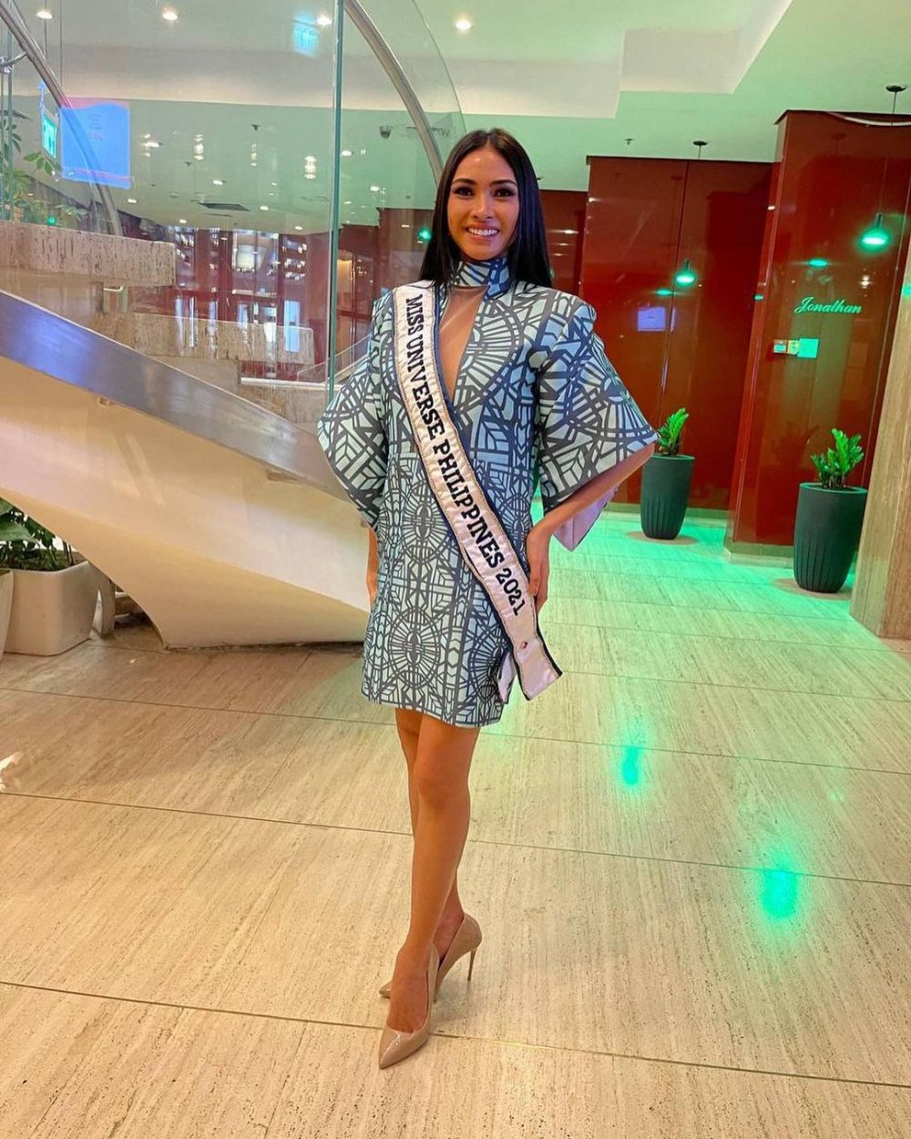 Potret Miss Universe Filipina Beatrice Gomez