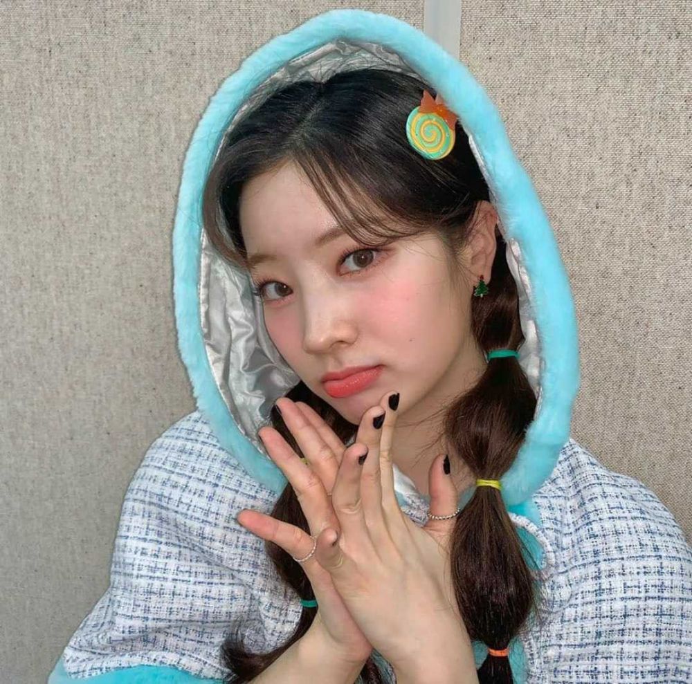 Biodata dan Profil Lengkap Dahyun TWICE