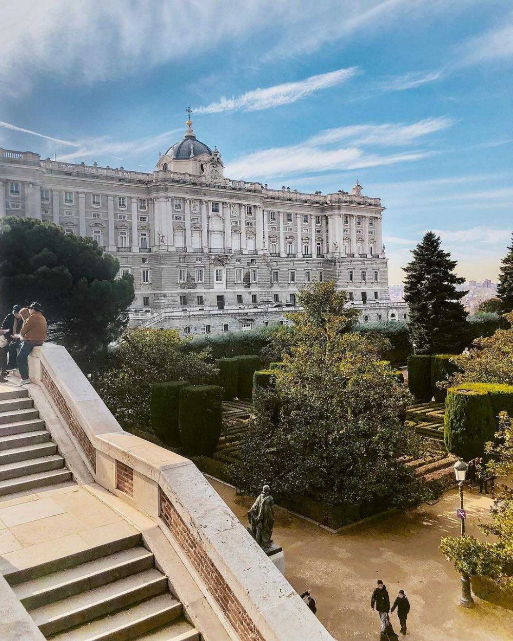 6 Tempat Wisata Terbaik di Madrid-Spanyol, Suasananya Keren!