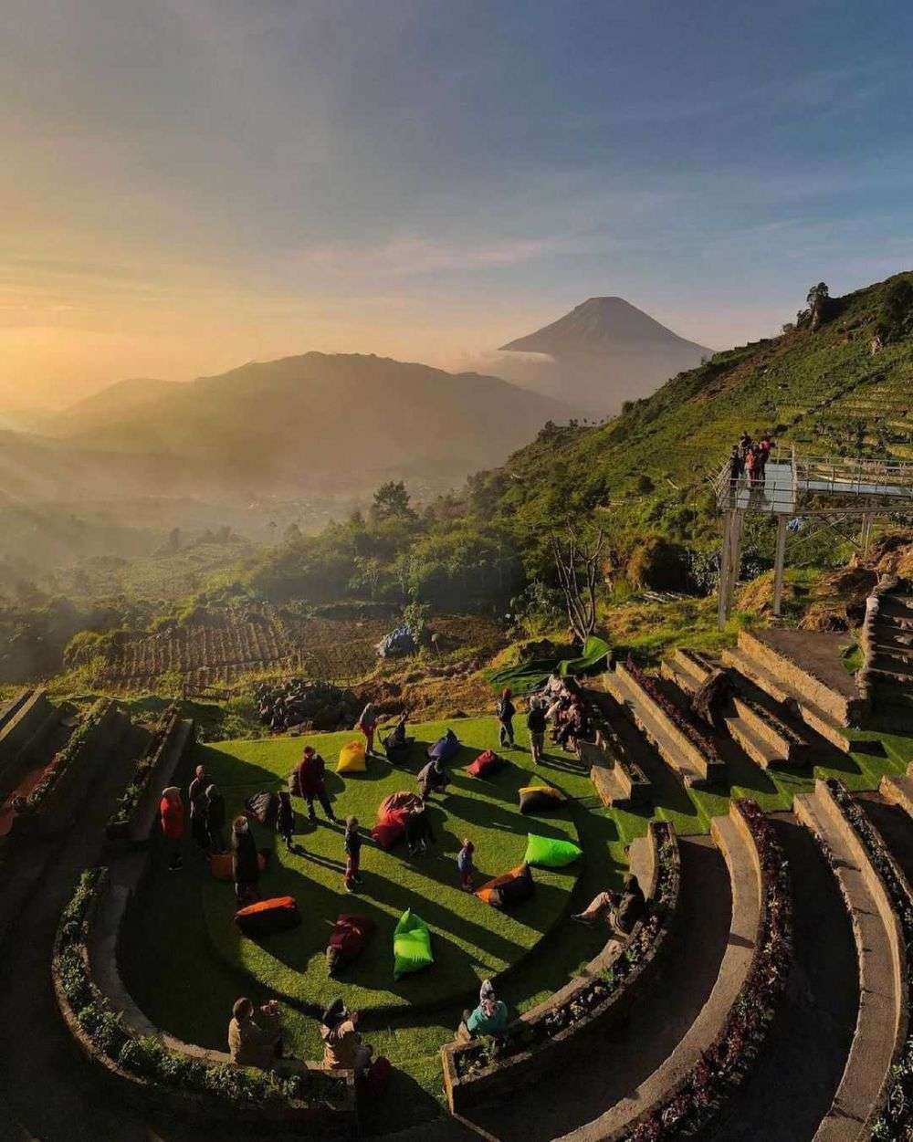 Tempat Wisata Dieng Yang Wajib Dikunjungi