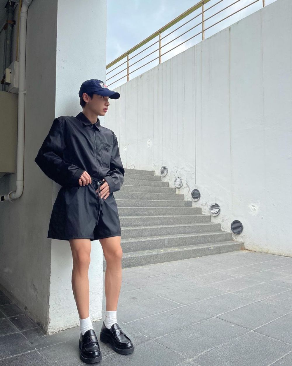 9 Inspirasi Ootd Dengan One Set Outfit Ala Gun Atthaphan