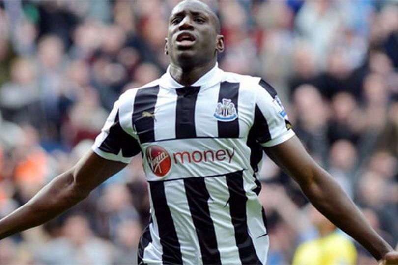 Demba Ba bersama Newcastle United (chroniclelive.co.uk)