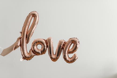 Cinta Sejati Itu Ada, Ini 5 Alasan Kamu Tidak Boleh Menutup Hati