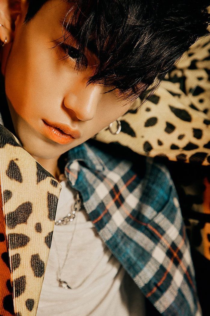 Biodata dan Profil Lucas WayV