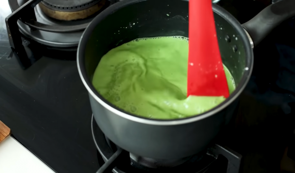 5 Tips Membuat Kue Pandan Kukus yang Tahan Lama dan Menggugah Selera