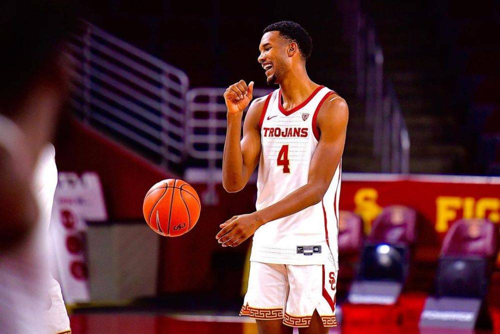 10 Potret Evan Mobley, Rookie Potensial Cleveland Cavaliers