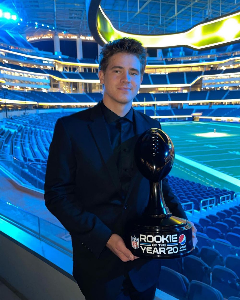 9 Potret Justin Herbert, Quarterback AFC di Pro Bowl 2022