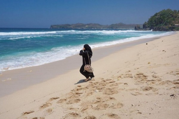 Informasi Pantai Gondo Mayit, Destinasi Wisata Baru di Blitar