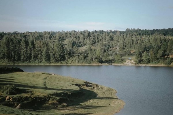 Sidihoni, Danau Kecil yang Masih Asri di Pulau Samosir