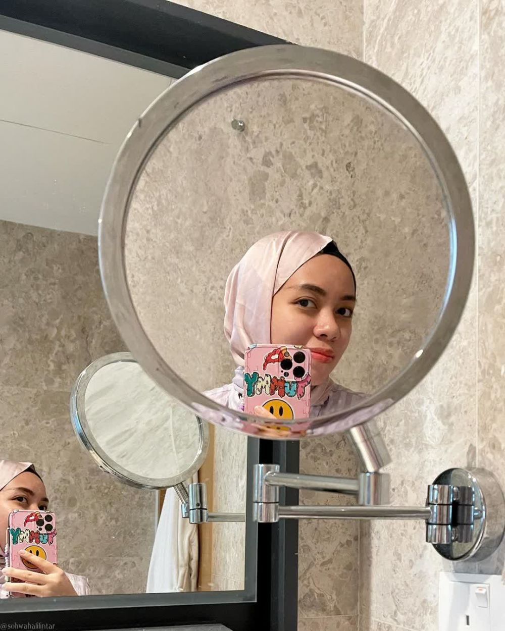 Inspirasi Gaya Mirror Selfie Ala Adik Cewek Atta Halilintar