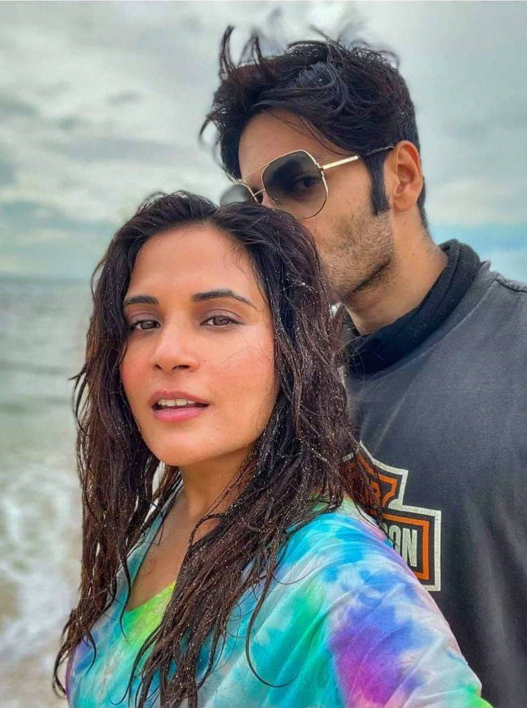 Siap Ke Pelaminan, 9 Momen Hangat Ali Fazal Dan Richa Chadha