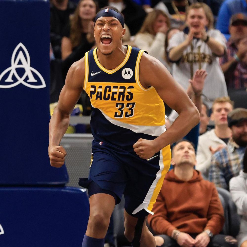 10 Potret Myles Turner, Sang Pelindung Indiana Pacers