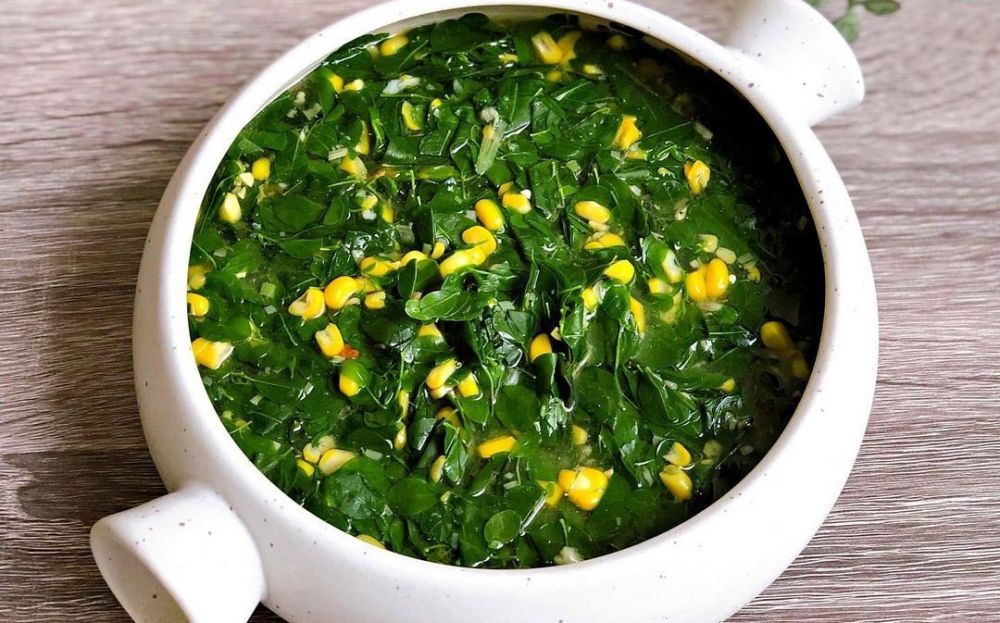 Resep Sayur Bening Daun Kelor Yang Segar Dan Menyehatkan