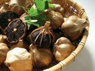 5 Fakta Menarik tentang Bawang Hitam, Banyak Manfaat Sehat! 