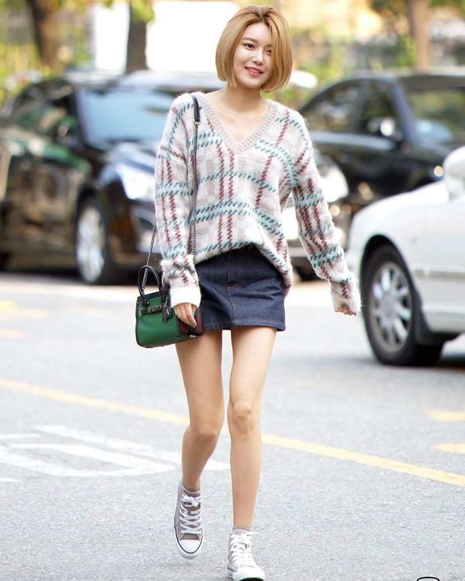 13 Inspirasi Outfit Girly ala Sooyoung SNSD, Super Catchy Buat OOTD