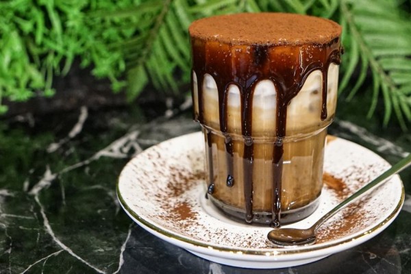 5 Ragam Minuman Rasa Black Forest yang Kreatif Abis, Yuk Coba Buat!