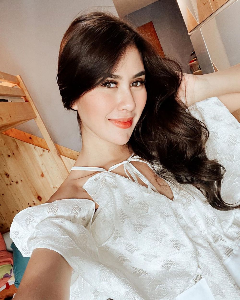 Comeback Sinetron 9 Potret Syahnaz Sadiqah Yang Stunning