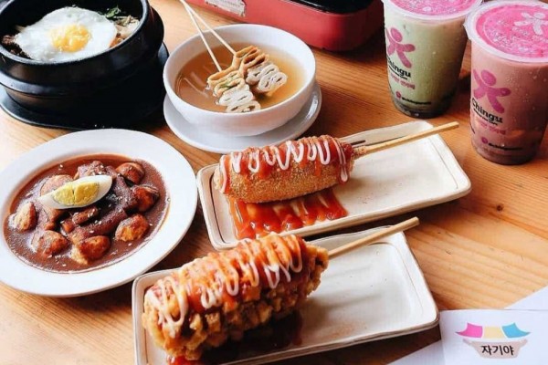 8 Street Food ala Korea di Bandung, Enak dan Murah!