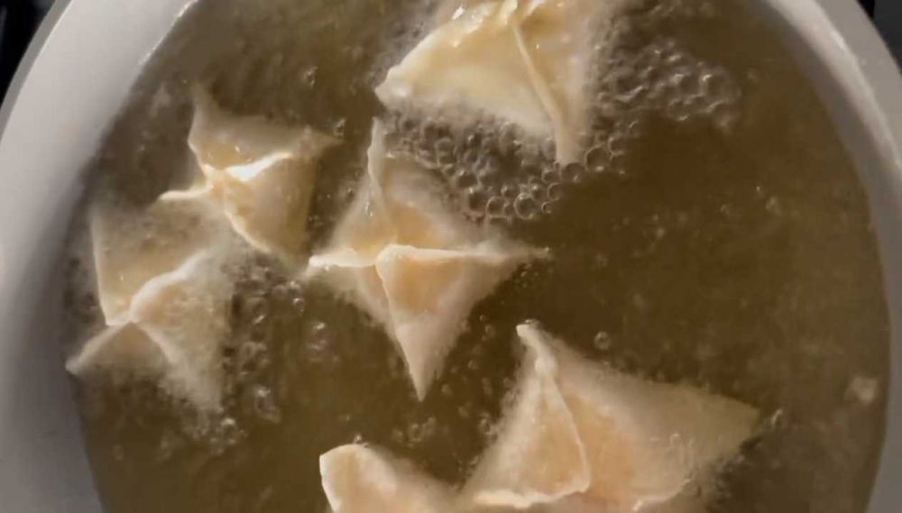 Resep Crab Rangoon, Olahan Kepiting yang Viral di TikTok!